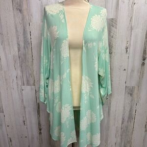 Torrid Mint Green Floral Kimono